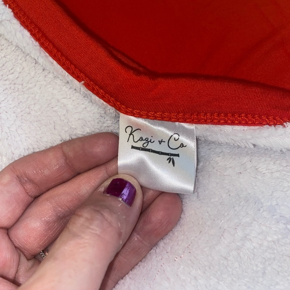 ❤️Kozi & Co Bamboo Blanket❤️ - Picture 2 of 7